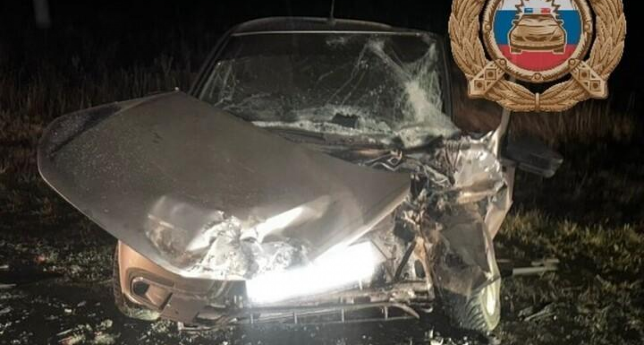 Два ДТП с «Ладами» за вечер: одна влетела в Kia, другая — в столб