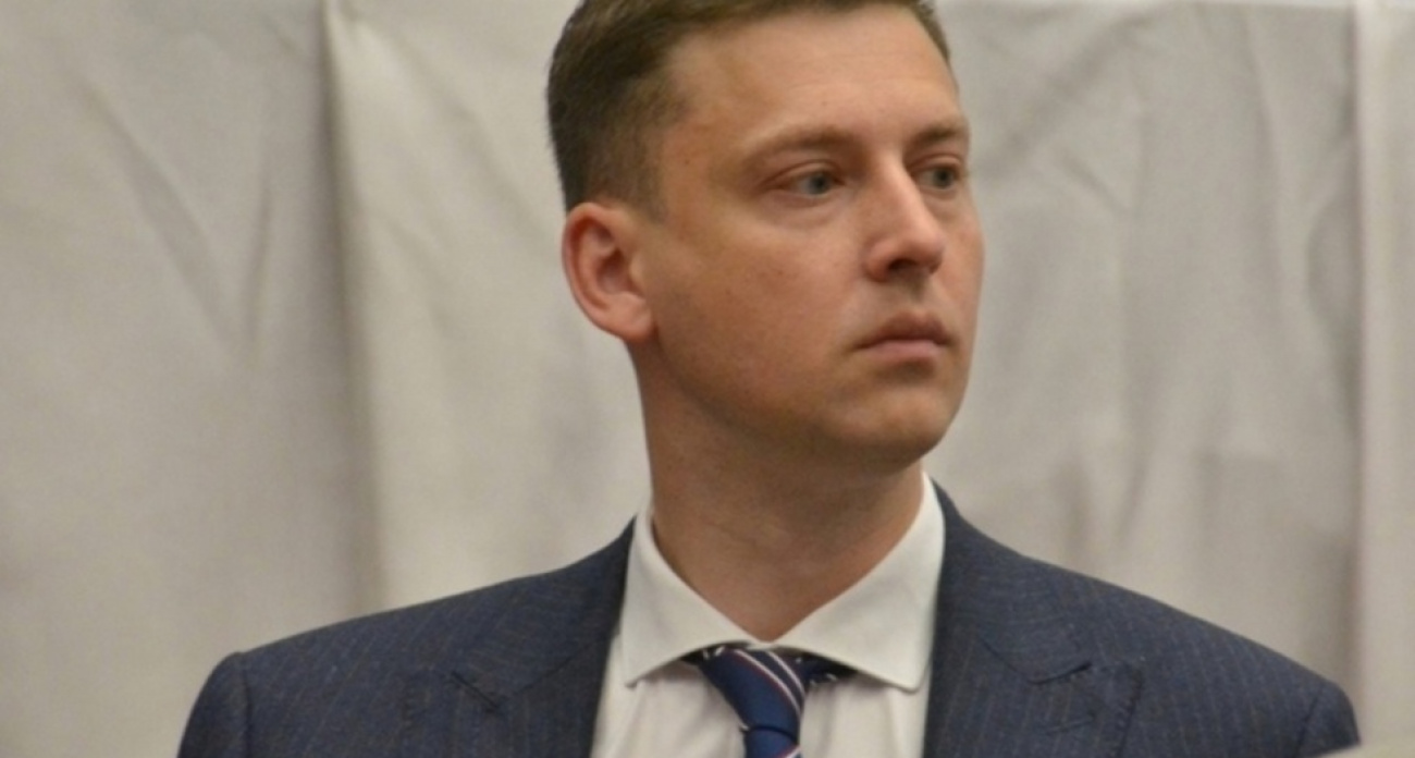 "Никаких гуляний": глава района Калядин запретил новогодние корпоративы и предложил деньги отправить бойцам СВО