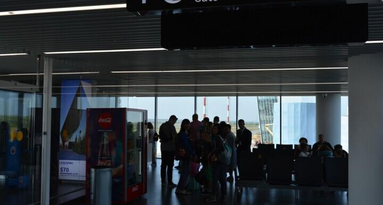 12 БПЛА сбиты над Саратовской областью: аэропорт закрыли на 5 часов, рейсы задержаны до 6 часов