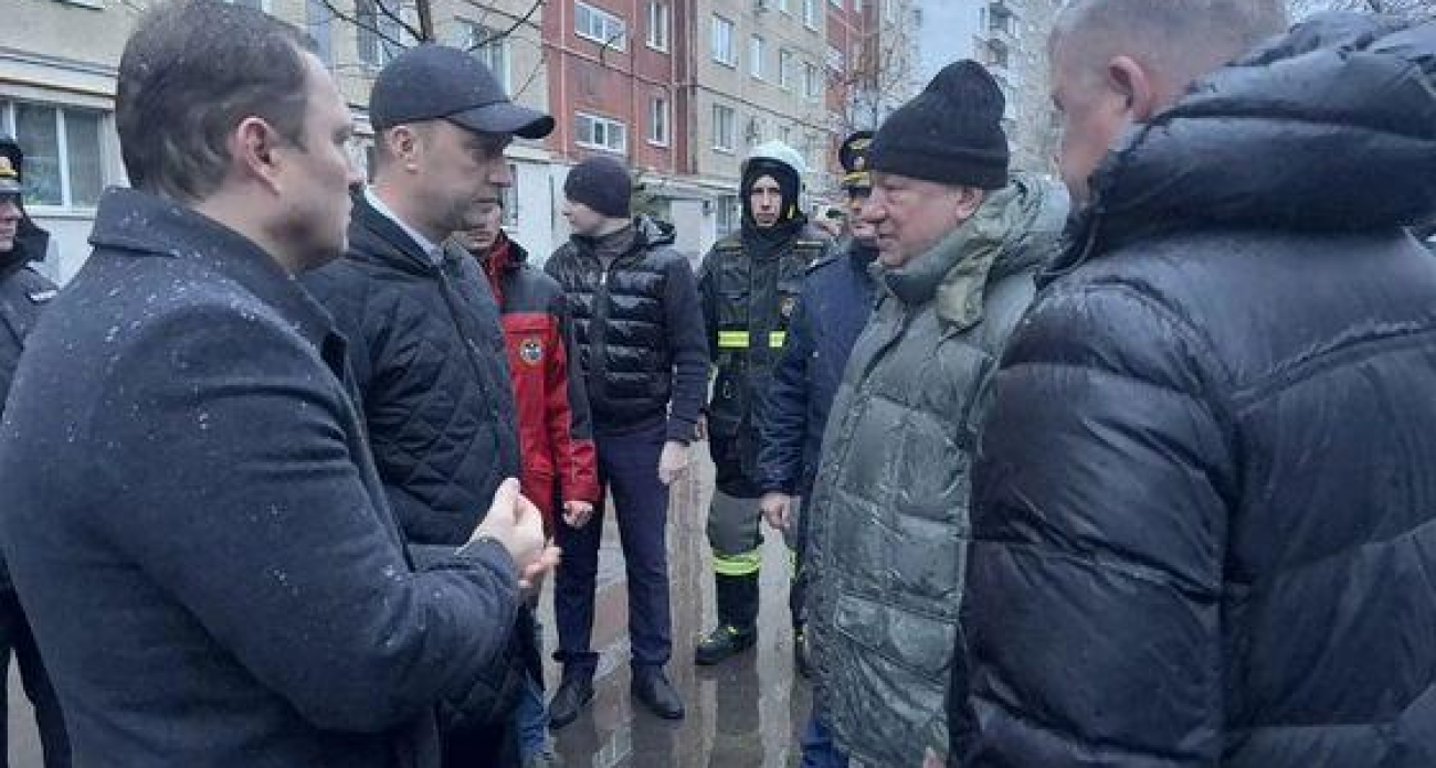 БПЛА поразили Саратов: погибший, разрушения в доме и детсаду