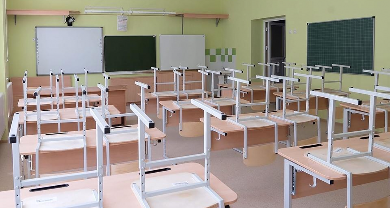 Три школы Саратова перевели на дистант после урагана с жертвами