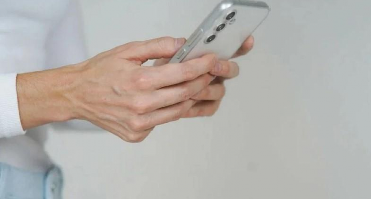 Саратовцы третий день без мобильного интернета: сбой парализовал работу