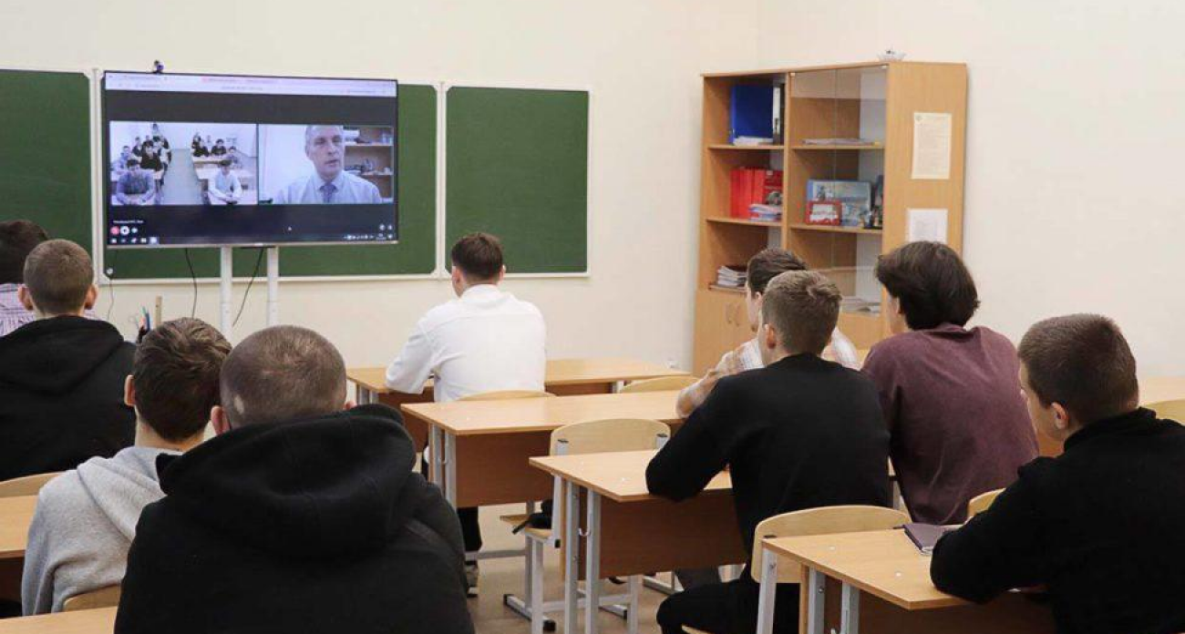 Балаковские студенты получат диплом, не покидая город