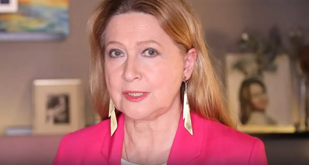 В последнюю неделю декабря эти знаки поймают волну успеха: прогноз Глобы на деньги и карьеру