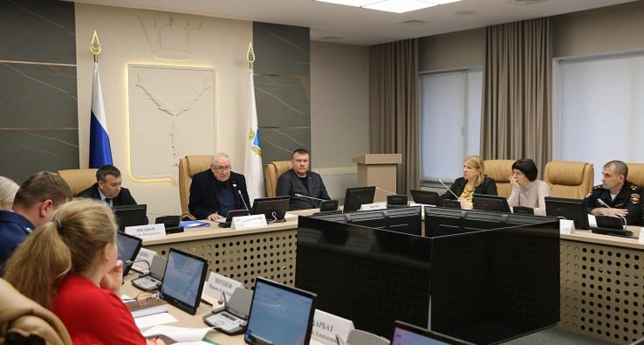 Саратов ужесточит наказание за пьяные ночные гулянки во дворах