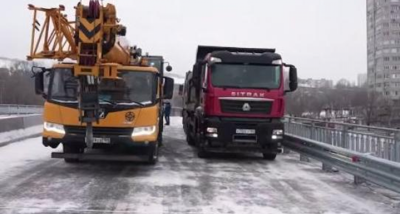 Саратовский путепровод прошел испытания грузовиками перед запуском в конце 2025 года