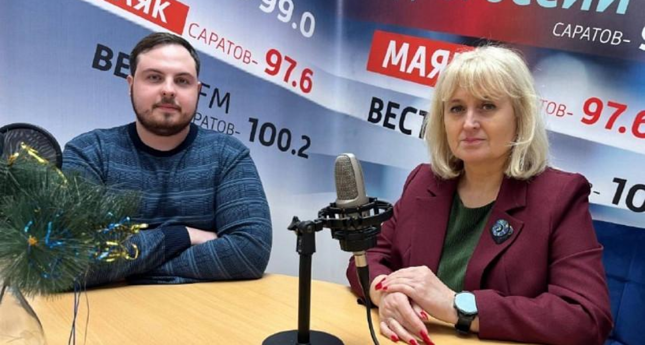 500 студенток Саратова получили по 100 тысяч на материнство без условий