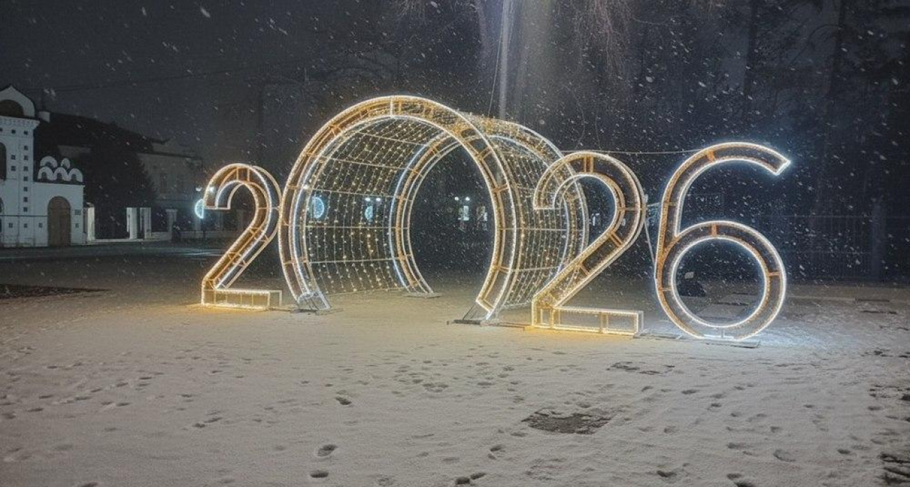 Врачи будут дежурить круглосуточно: график поликлиник на новогодние праздники