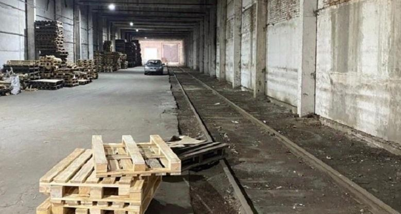 Гигантский складской комплекс с двумя железнодорожными ветками продают за 310 миллионов