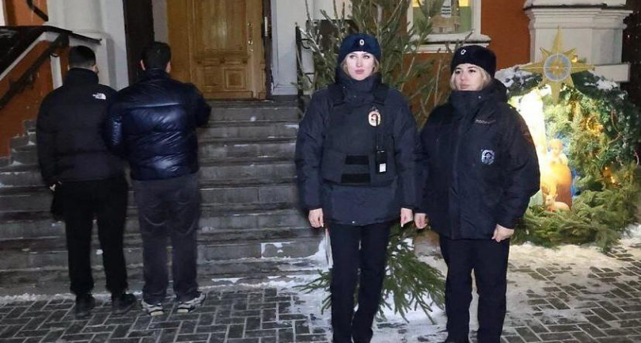 900 полицейских и кинологи охраняли 211 храмов в Рождественскую ночь в Саратовской области