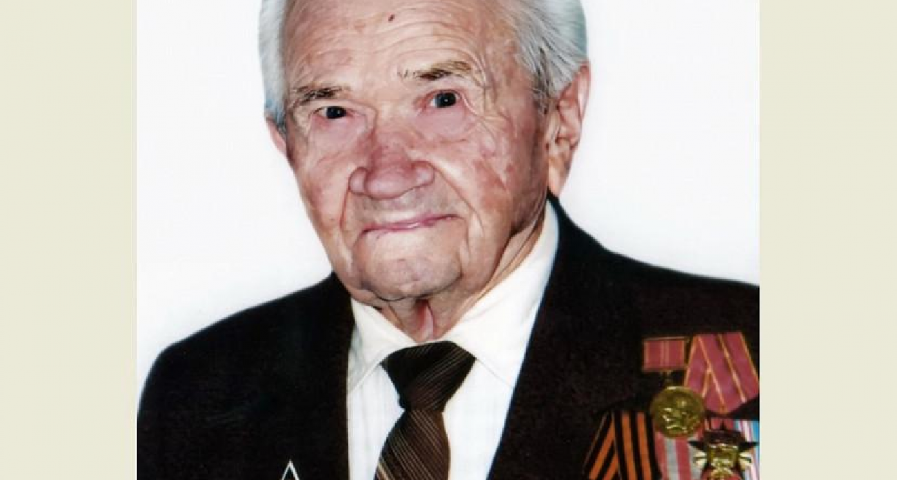 Почетный гражданин Саратова встретил 99-летие: призван в армию в 17 лет