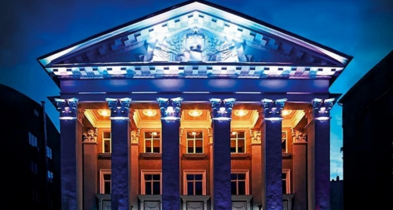 42 тысячи рублей: раскрыты реальные зарплаты музыкантов Саратовской филармонии