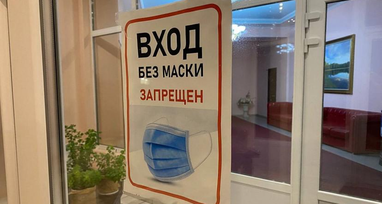 Эпидемия возвращается: рост COVID-19 на 75% после новогодних праздников в Саратовской области