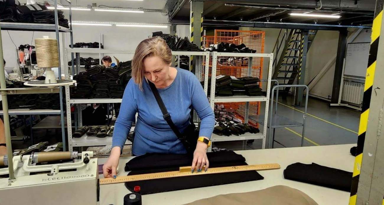 «БТК групп» платит швеям 80 000 рублей и наберёт ещё 1200 человек в Саратове