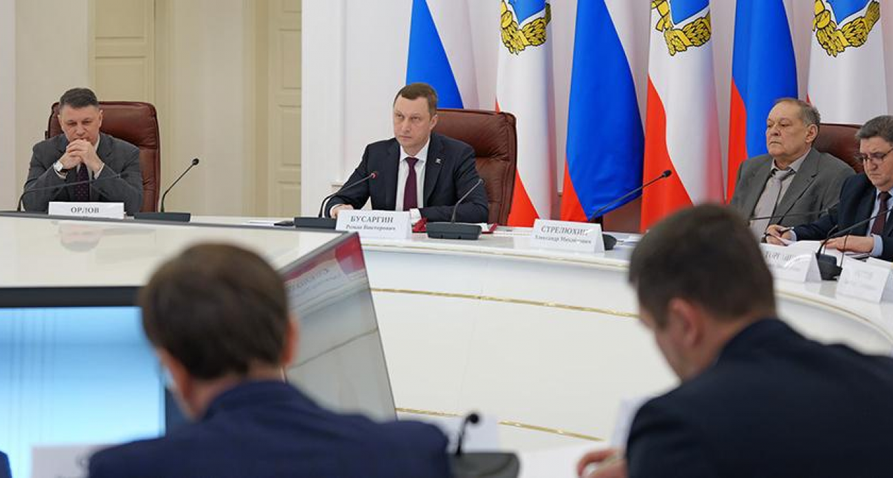 Бусаргин перевел 9 школ на региональное финансирование: уже 19 учреждений под контролем области