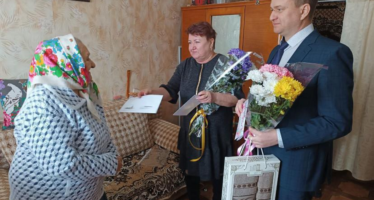 Вдова фронтовика из Духовницкого получила именное поздравление от Путина в свой 91-й день рождения