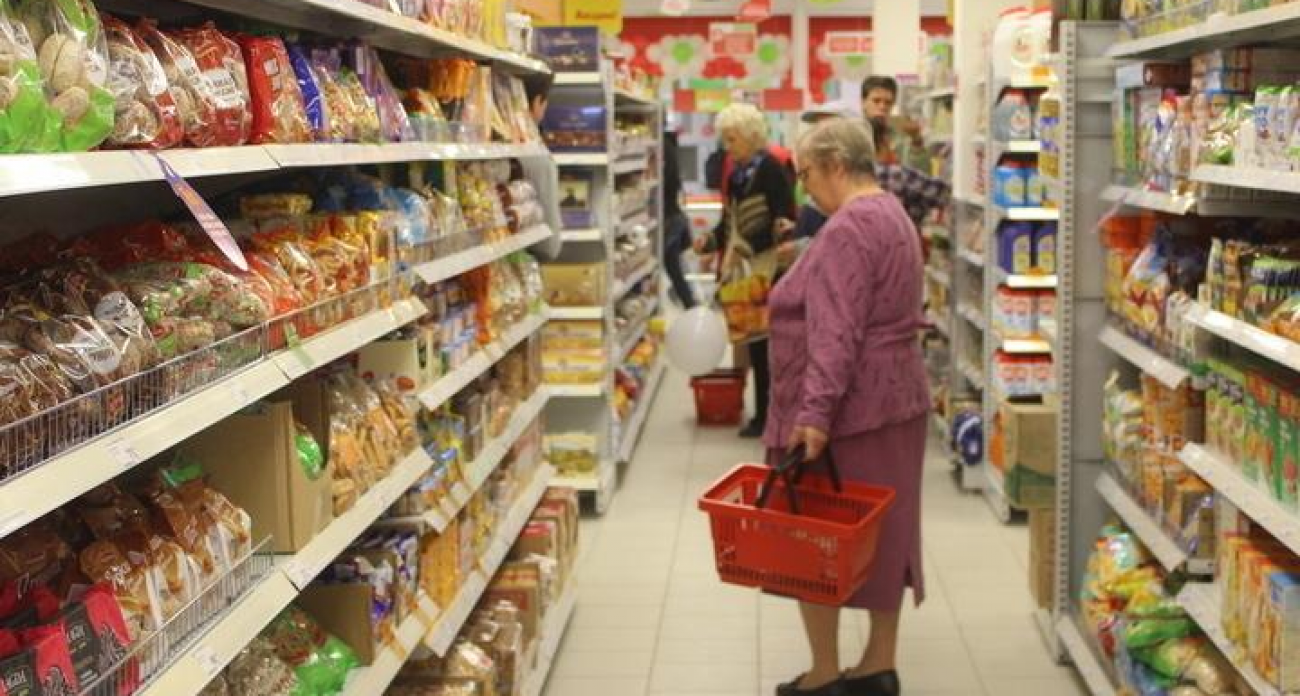 Детское питание и овощи бьют по карману: в Саратовской области цены взлетели на 3,5%, а снизились только на два продукта