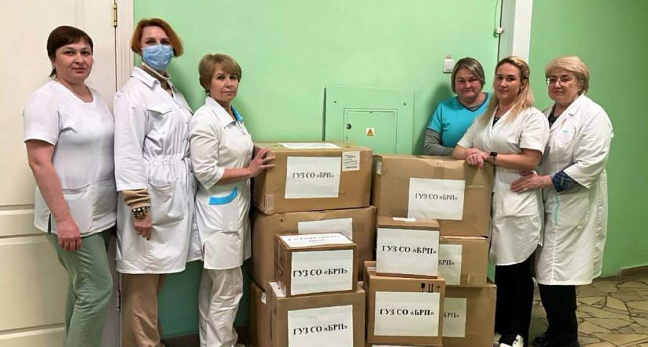 От антибиотиков до спецкостюмов: саратовские медики собрали спецгруз для военного госпиталя в ЛНР