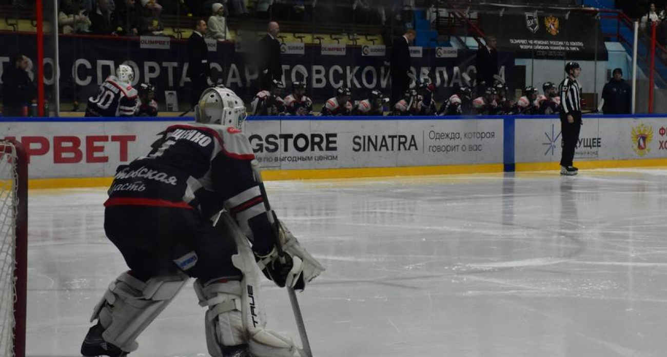 Разгром в Саратове: «Кристалл» забросил шесть шайб «Торосу», превратив 0:1 в триумфальные 6:2