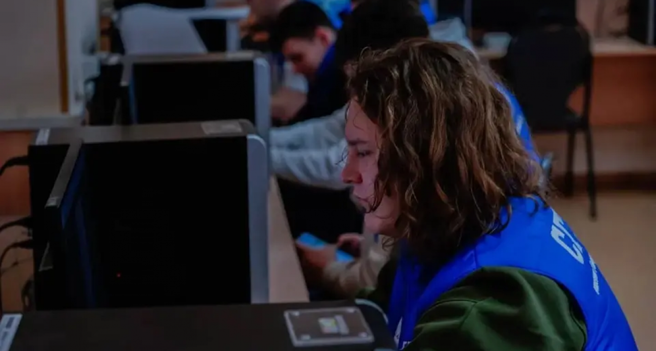 Саратовские команды «Автопилот» и «ДронЛаб» прошли в финал всероссийского «Кибердрома»