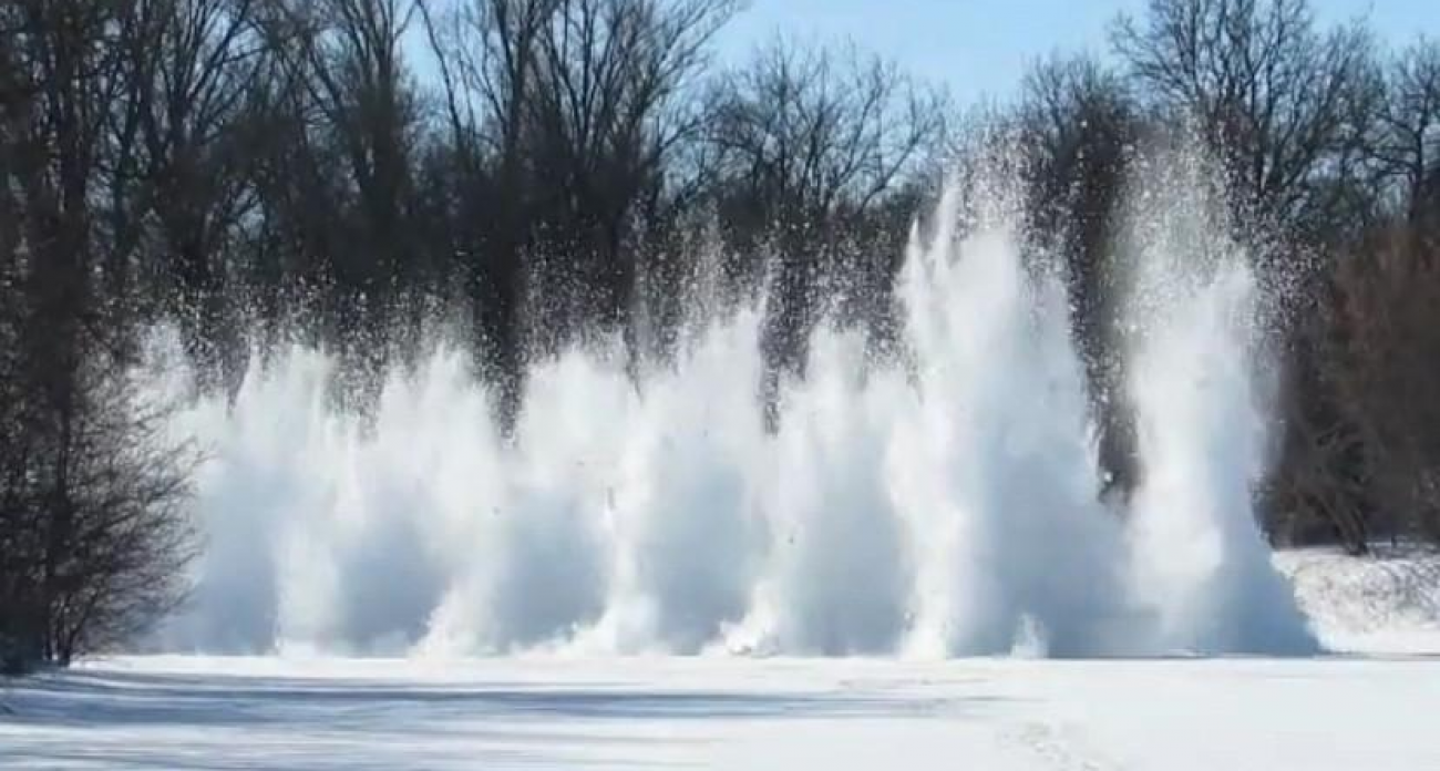 Жителей Саратовской области предупредили о взрывах на реке