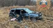 В Марксе водитель съехал в кювет и перевернулся: пострадали два человека