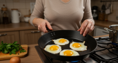Почему стоит избегать подсолнечного масла при жарке яичницы – важный совет