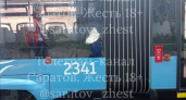 В новом скоростном трамвае Саратова разбилось стекло