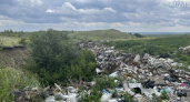 Под Саратовом обнаружена гигантская свалка площадью 500 кв. метров с 800 кубометрами мусора