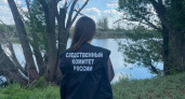 75-летний пенсионер не отвечал на звонки сыновей: тело нашли в реке у собственного дома