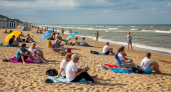 Черное море преподнесло шокирующий сюрприз: купаться невозможно, отдыхающие в панике сидят на берегу