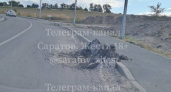 Десятки многотонных фур превратили дорогу в Гагаринском районе в аварийную зону ям