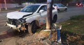 19-летний пассажир ВАЗа госпитализирован после столкновения с Lexus на Горького в Саратове