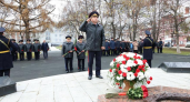 147 саратовских полицейских погибли при исполнении: память героев почтили на Театральной площади