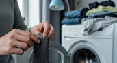 Простой металлический кругляш в стиралке заставит вас забыть о дорогих средствах и вернет одежде свежесть