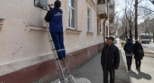 Барельеф автора «Калинки-малинки» перекрасили в Саратове — горожане возмущены