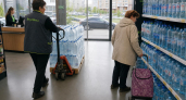 В Энгельсе следят за запасами воды в магазинах после массового отключения