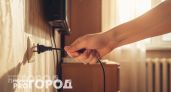 Вы рискуете остаться без жилья из-за простой привычки: какие приборы должны быть в розетке всегда
