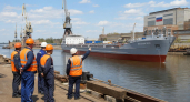 В День Волги в Балаково спустили на воду теплоход «Могучий»