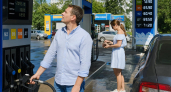 Бензин в Саратове за неделю подорожал почти на рубль