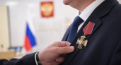 Путин наградил саратовских чиновников и железнодорожника медалями за многолетнюю работу