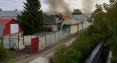 В центре Саратова локализовали пожар на складе, пострадавших нет