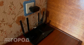 Хватит переплачивать за усиление сигнала: обычный лист фольги за роутером разгонит интернет до максимума