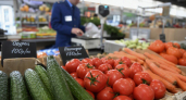 На Сенном рынке в Саратове с начала года изъяли 9,3 тонны испорченных продуктов