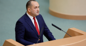 Депутат Калинин призвал приблизить задания ЕГЭ к школьной программе из-за расходов на репетиторов