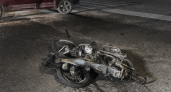 В Саратовской области 14-летний подросток на мопеде попал под колеса Pontiac