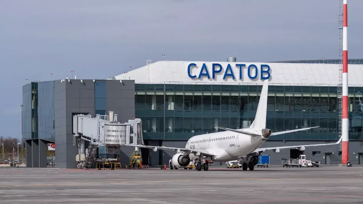 Саратовский аэропорт закрыли на 8 часов из-за угрозы БПЛА