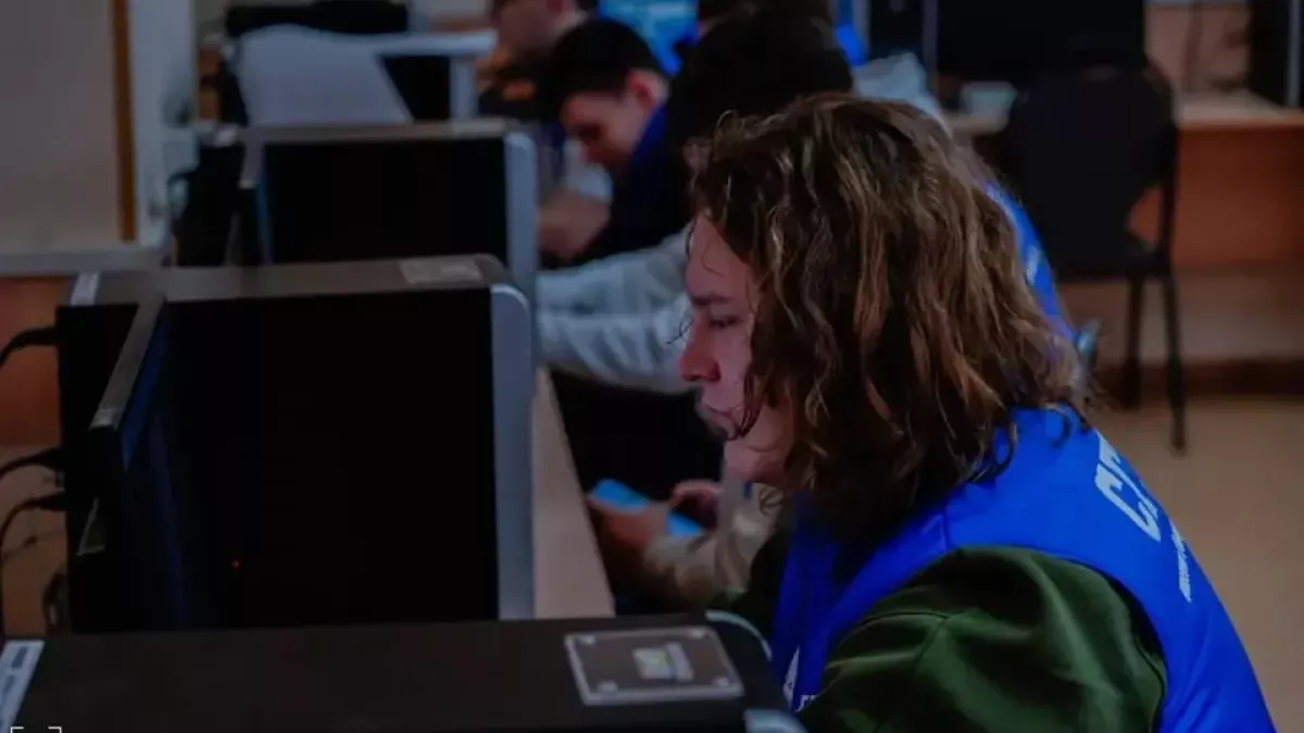 Саратовские команды «Автопилот» и «ДронЛаб» прошли в финал всероссийского «Кибердрома»