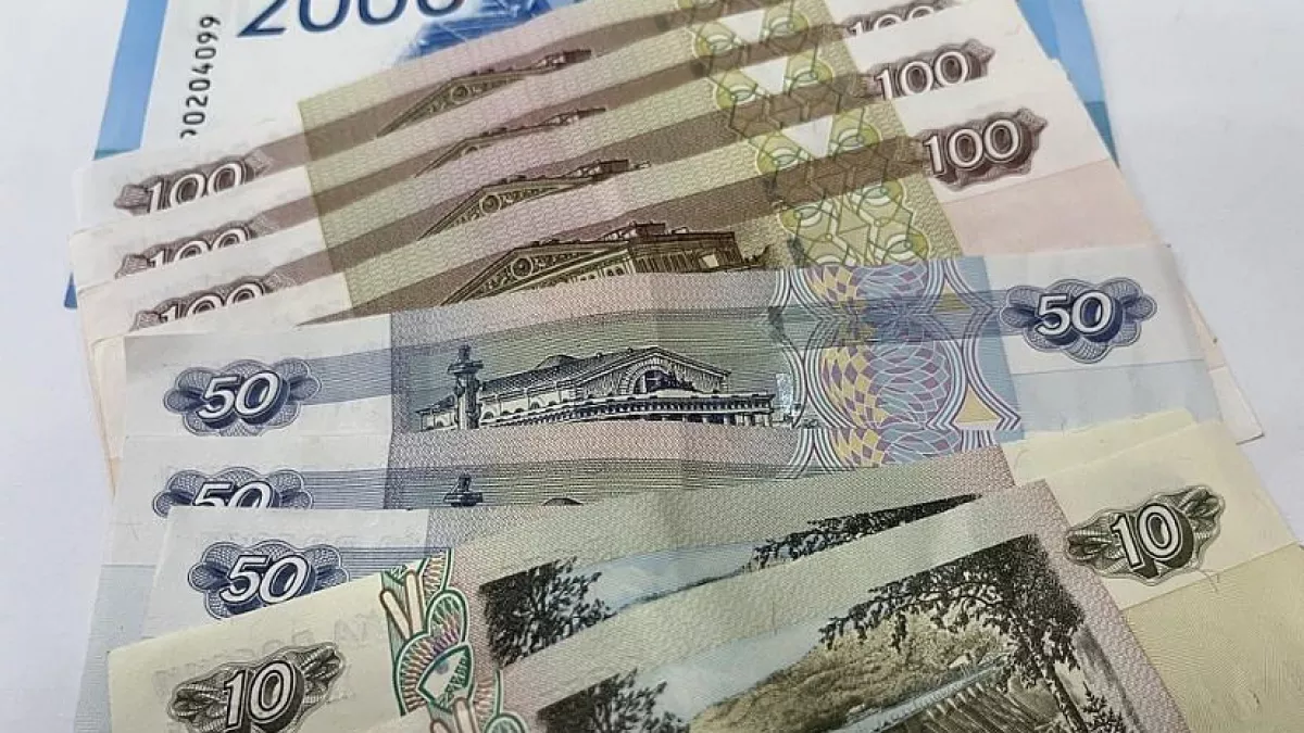 Завод в Энгельсе два года не платил зарплату сотруднице