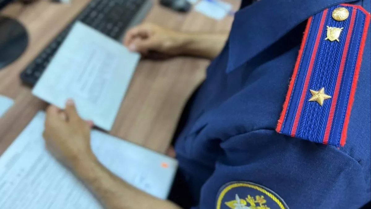 Саратовские полицейские «закрыли глаза» на нелегалов и попали под уголовное дело